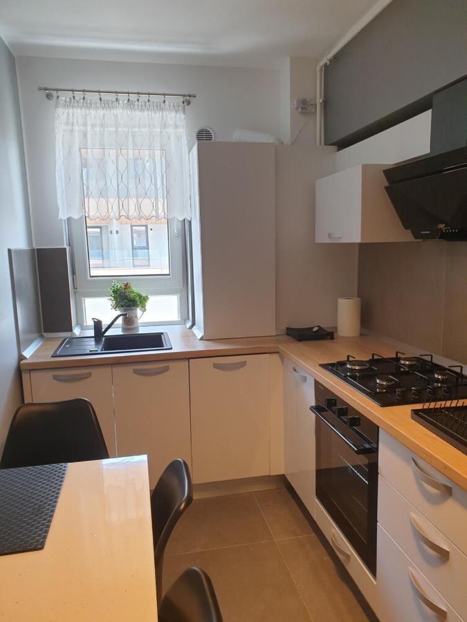 Qualis Apartament Брашов Экстерьер фото