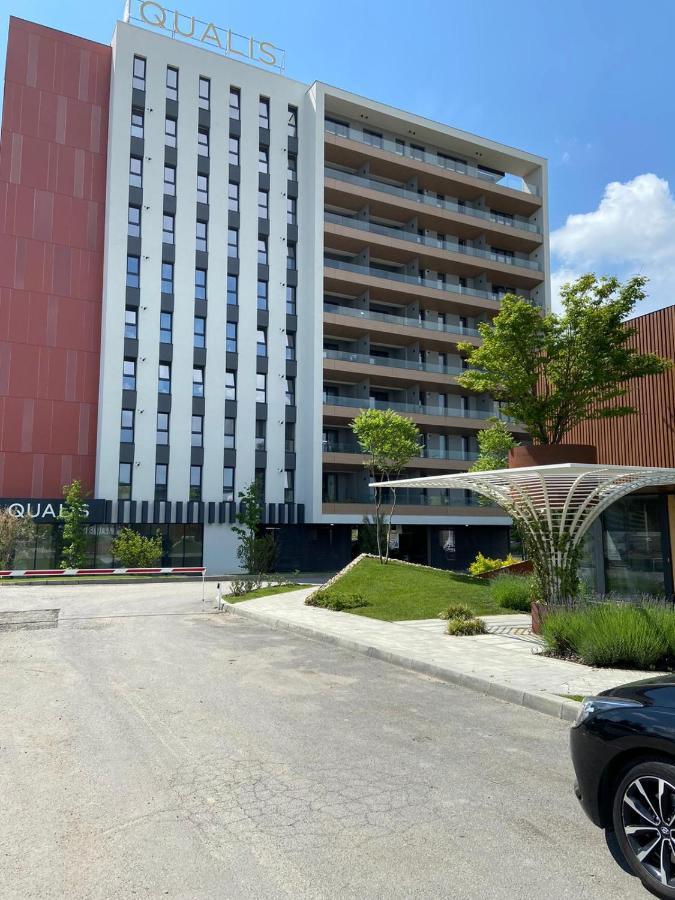 Qualis Apartament Брашов Экстерьер фото